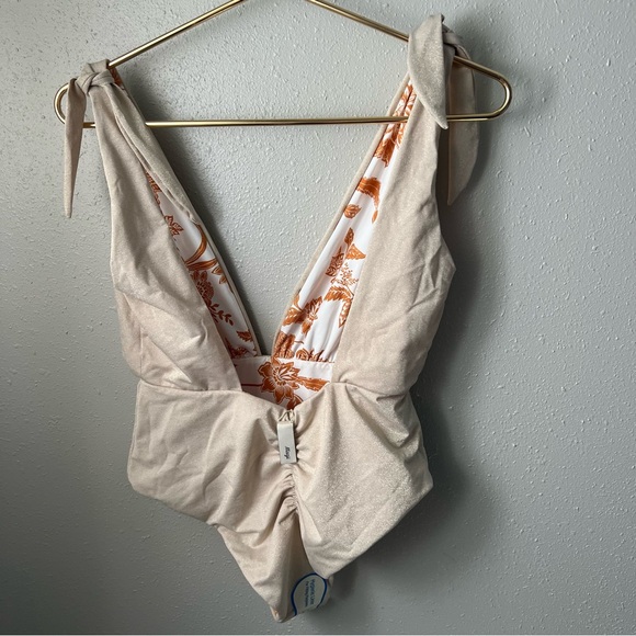 Maaji Nacar Faena Metallic One-Piece Swimsuit in Open Beige Size Large - Picture 3 of 12